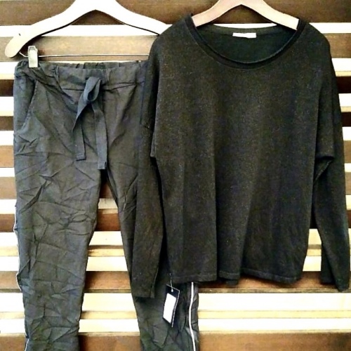 Jogger italiano arrugado soft y buzo gastado