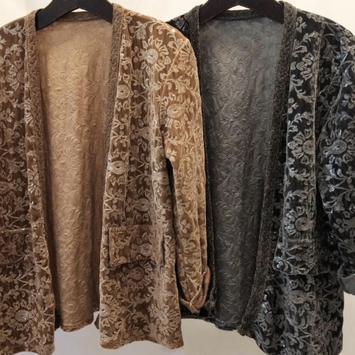 Chaqueta aterciopelada labrada
