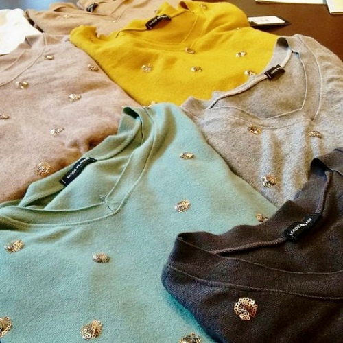 Sweaters breamer c/ bordados oro