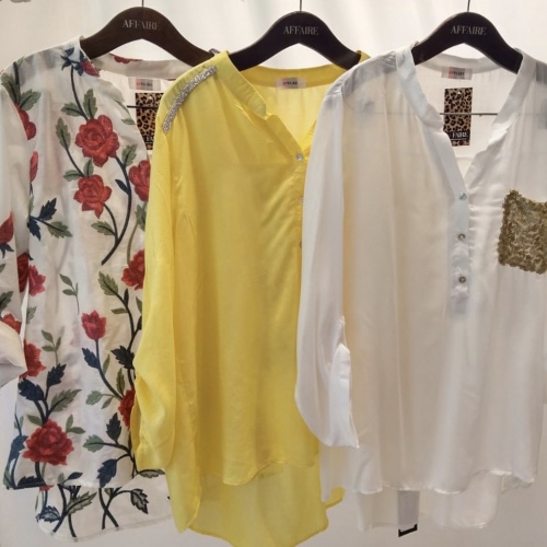 Camisa flores bordadas cuello mao, Blusa strass en hombros  y Blusa con bolsillos pallietes voile
